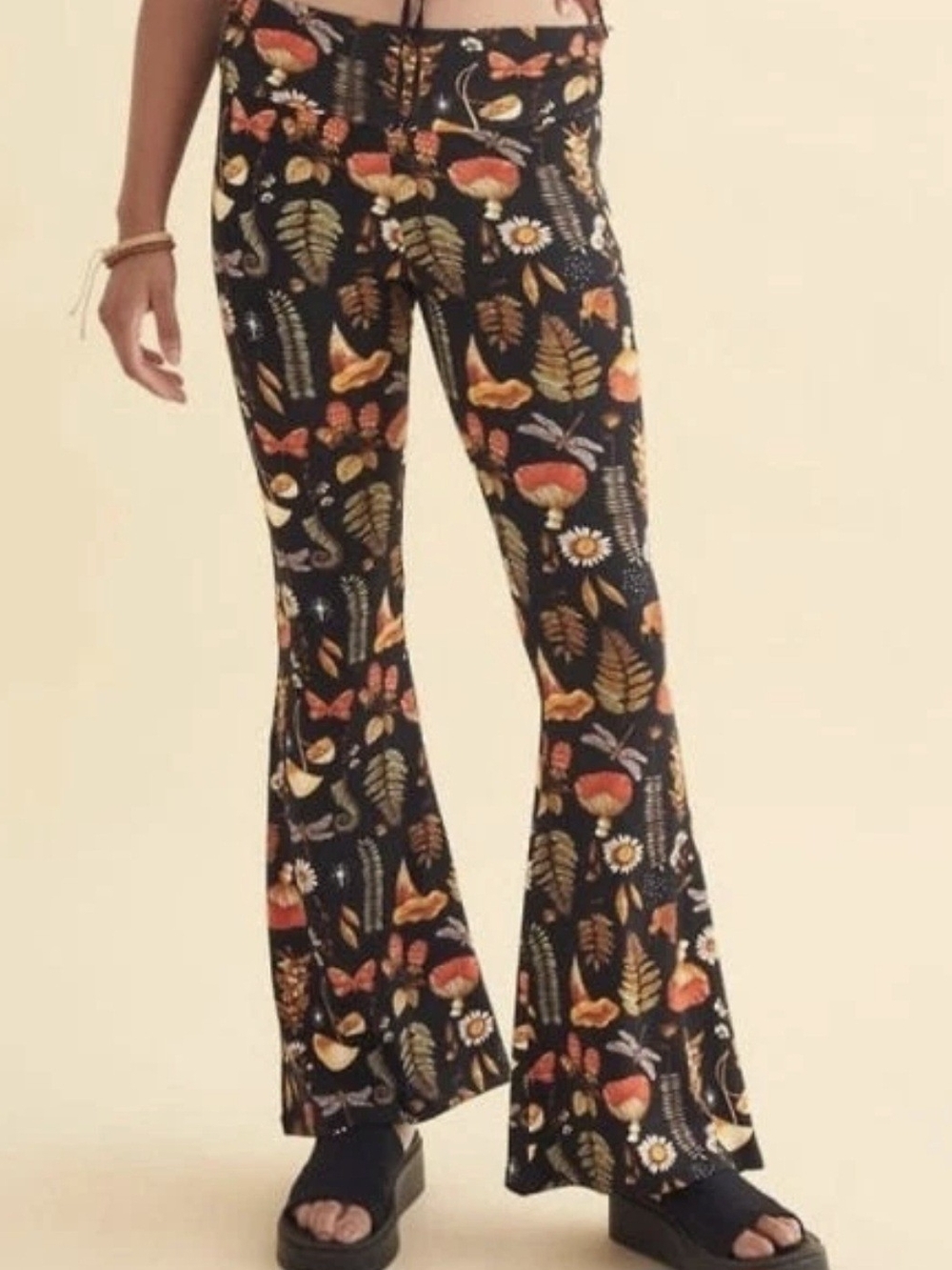 Earthbound Trading Woodland Mushroom Flares NWOT Size L